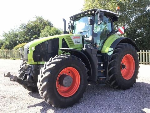 <strong>Claas AXION 940</strong><br />
