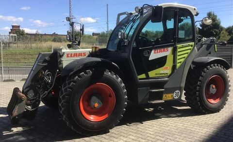 Claas SCORPION 9055 VP+