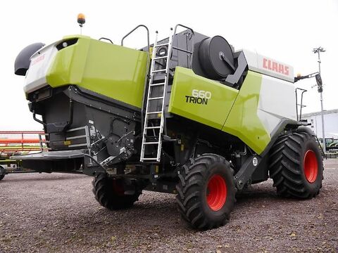 Claas TRION 660 3