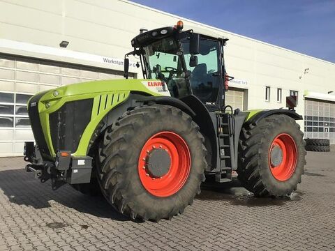 Claas XERION 5000 TR