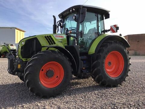 <strong>Claas ARION 530</strong><br />