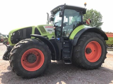 <strong>Claas AXION 950</strong><br />