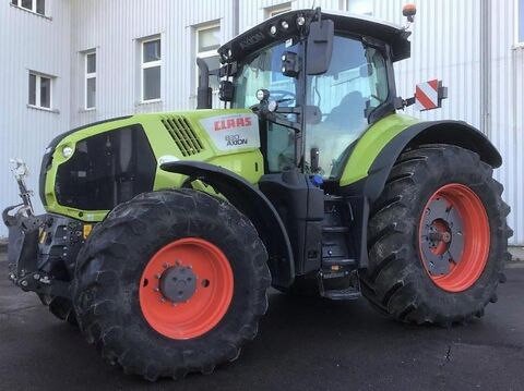 Claas AXION 830