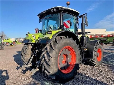 Claas ARION 650 CMATIC 3