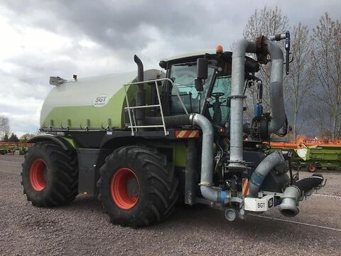 XERION 3800 SADDLE TRAC 3