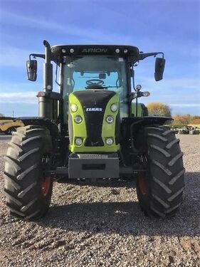 Claas ARION 530 2