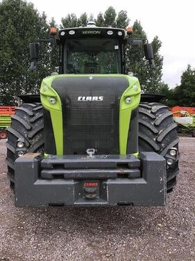 Claas XERION 5000 TRAC 2