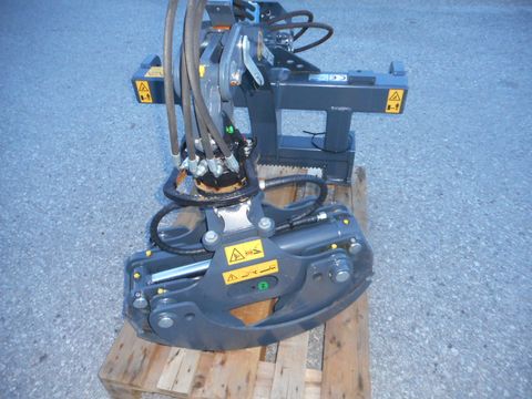 Uniforest Scorpion1300