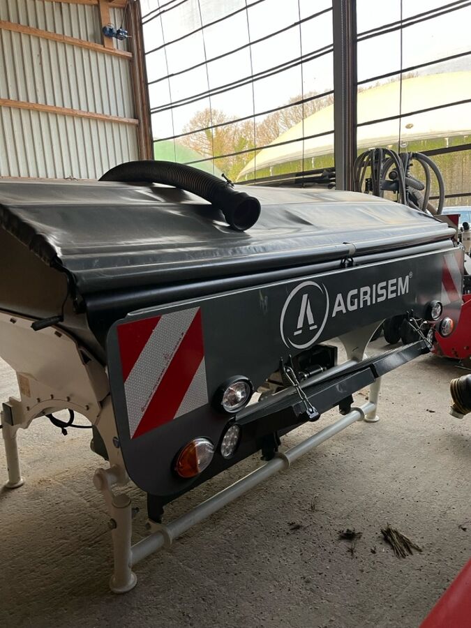 Agrisem Stripcat II // DSF 1600 3