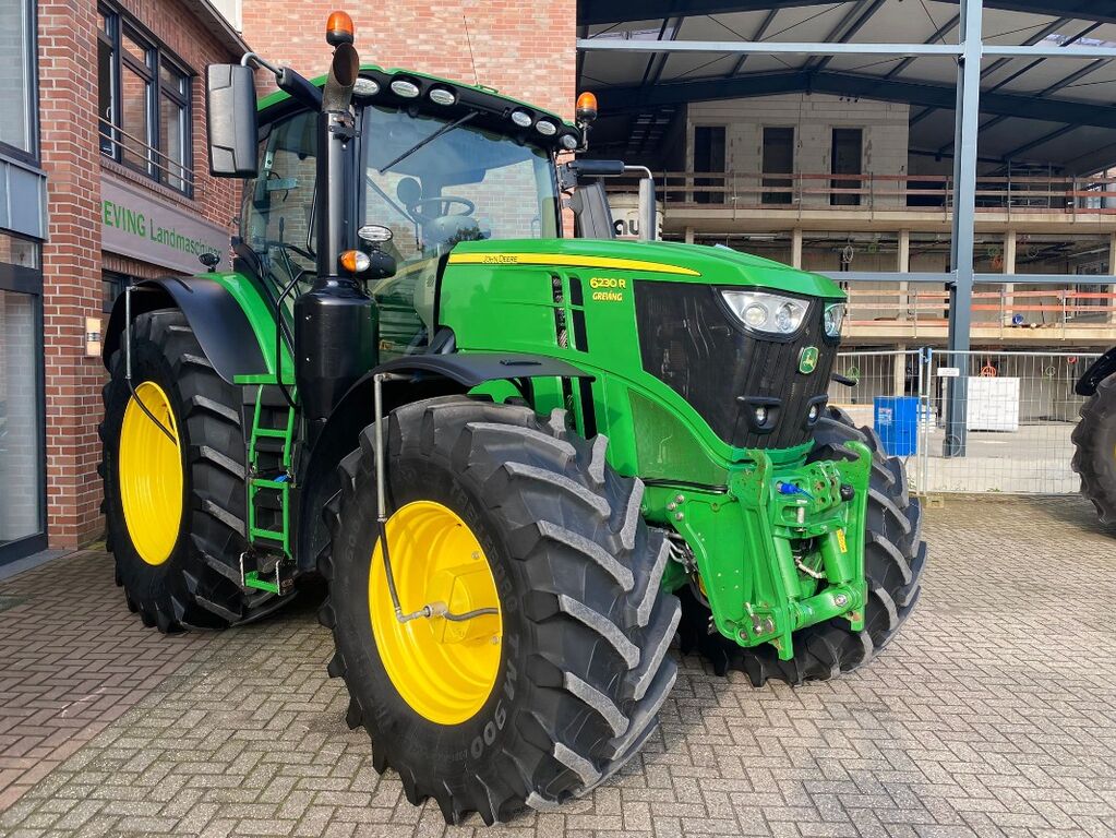 John Deere 6230R 3