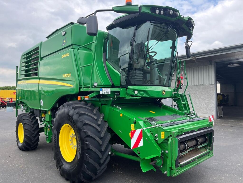 John Deere T670i ProDrive 30Km/h inkl. Zürn 730 Premium Flo 1
