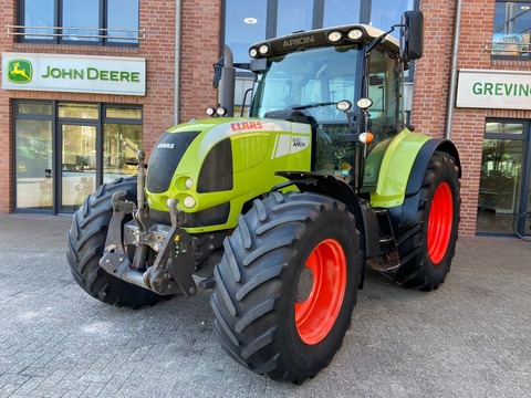 Claas Arion 640