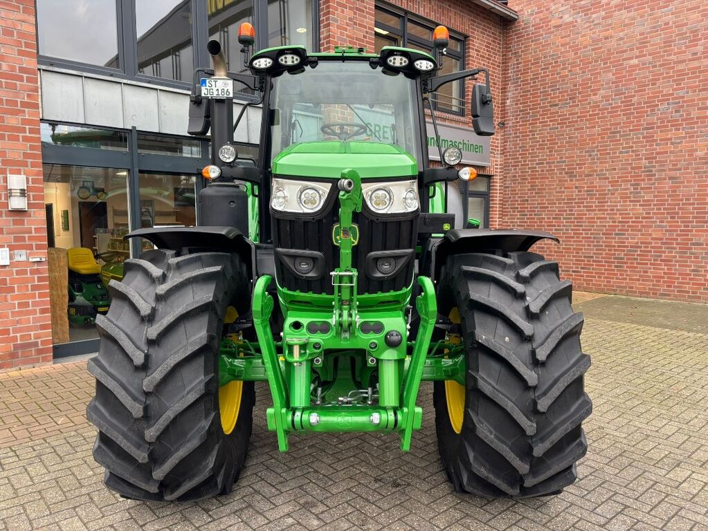 John Deere 6M185 2