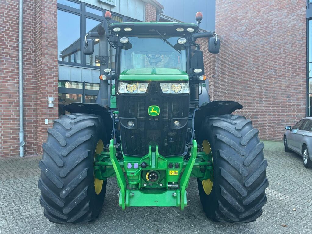 John Deere 7270R 2
