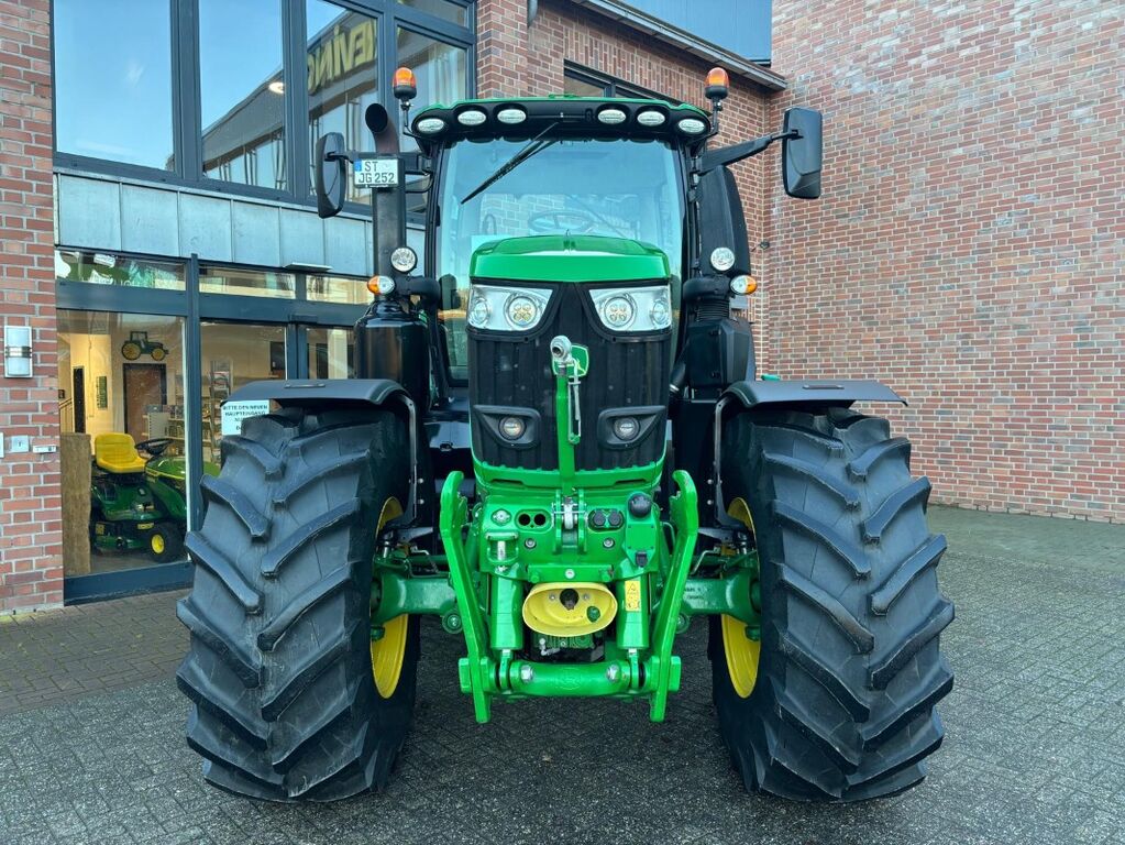 John Deere 6250R 3