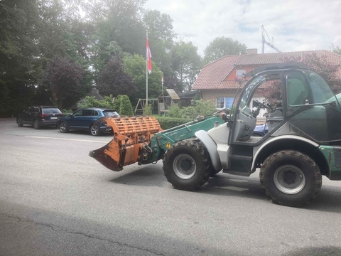 Kramer 680T