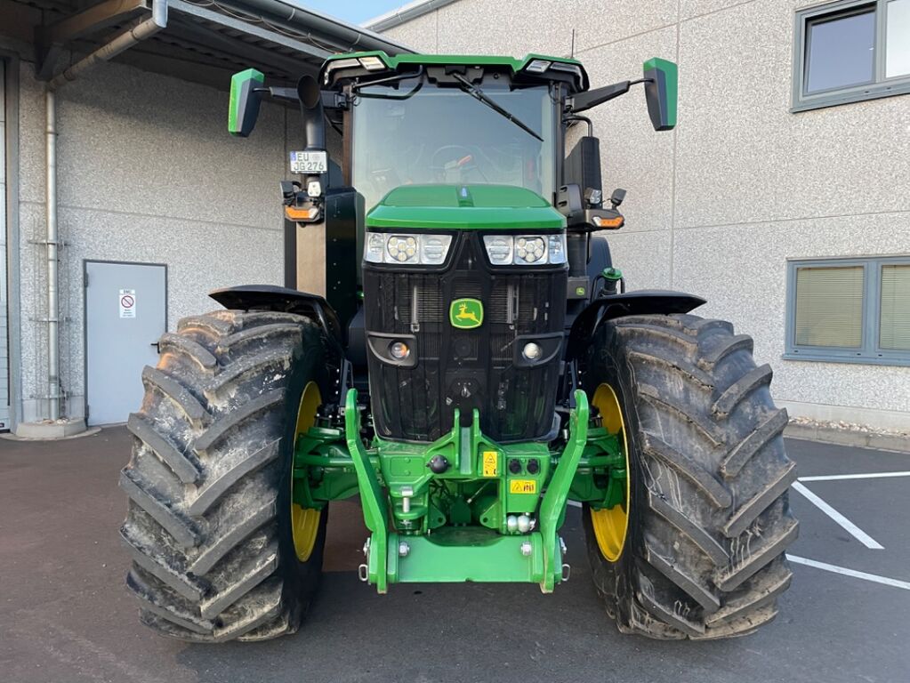 John Deere 7R330 2