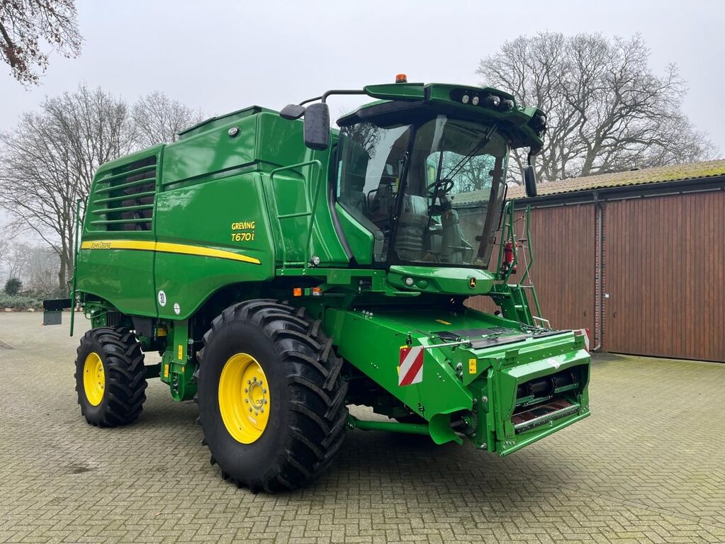 John Deere T670i ProDrive 30 km/h  3