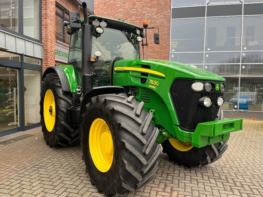 John Deere 7830 3