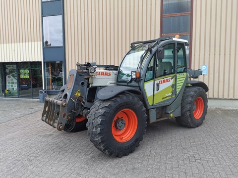 CLAAS Scorpion 7040 Varipower 