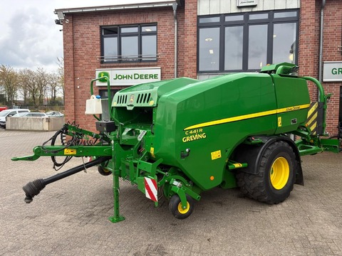 John Deere C441R