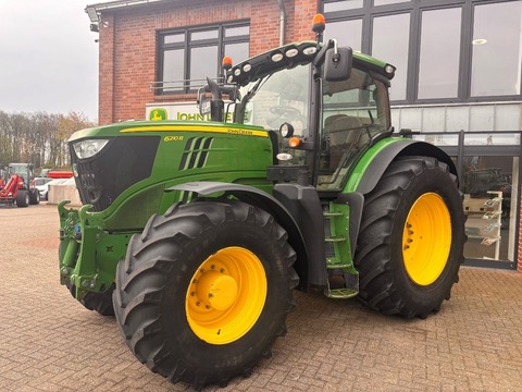 John Deere 6210R