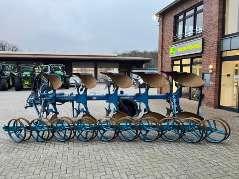4983-4525e9f205e67e4af8d2858ed417278c-5931853
