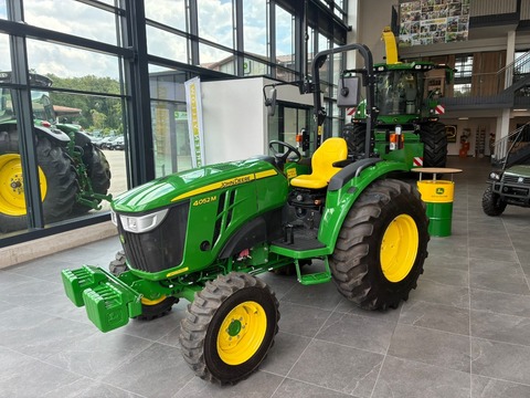 John Deere 4052M