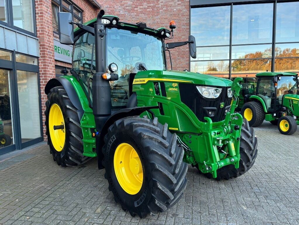 John Deere 6R110 2