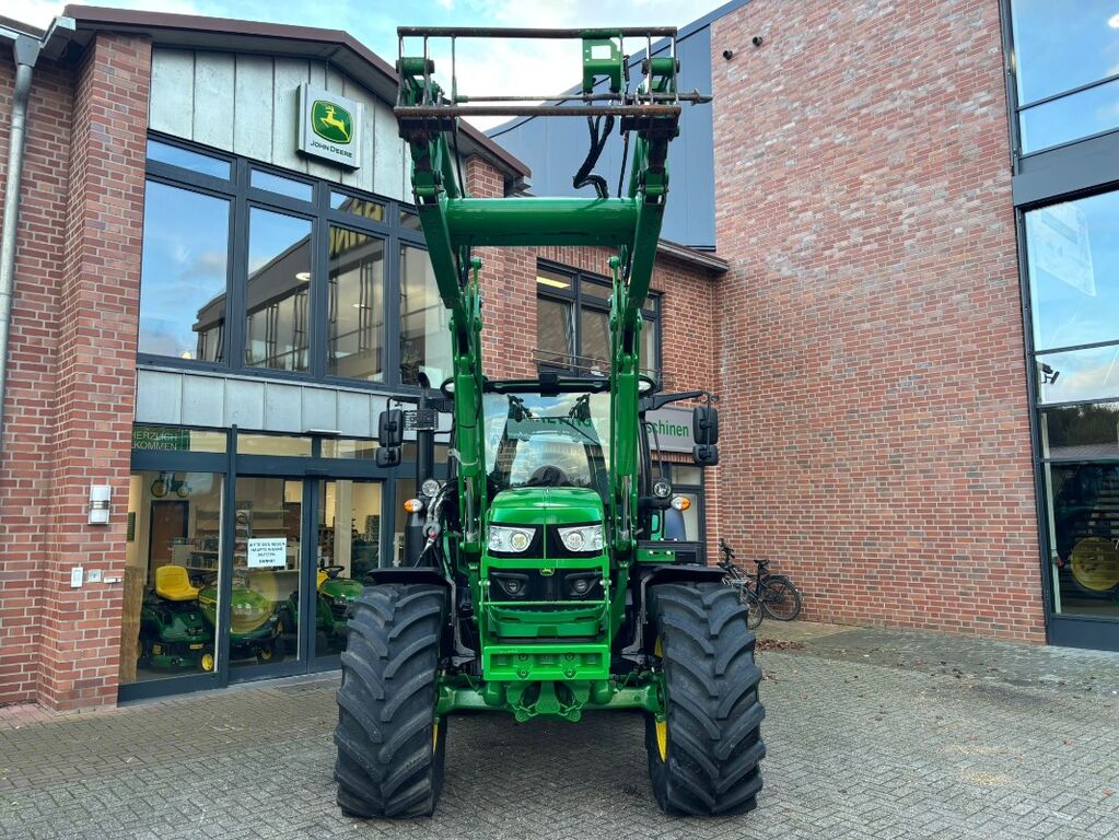 John Deere 6130R inkl. John Deere 643R 2