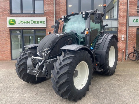 Valtra N135