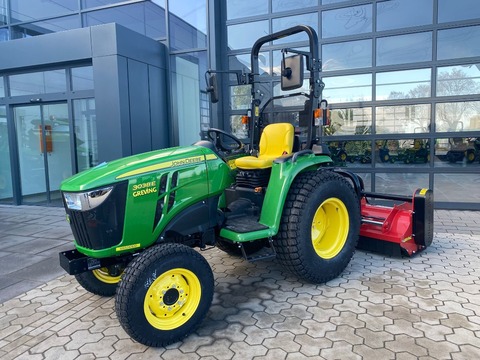 John Deere 3038E + Agritec Mulcher 