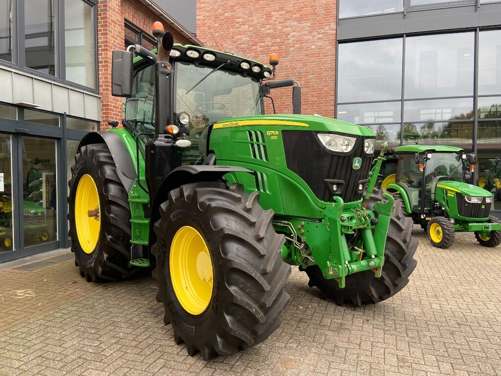 John Deere 6175R 3