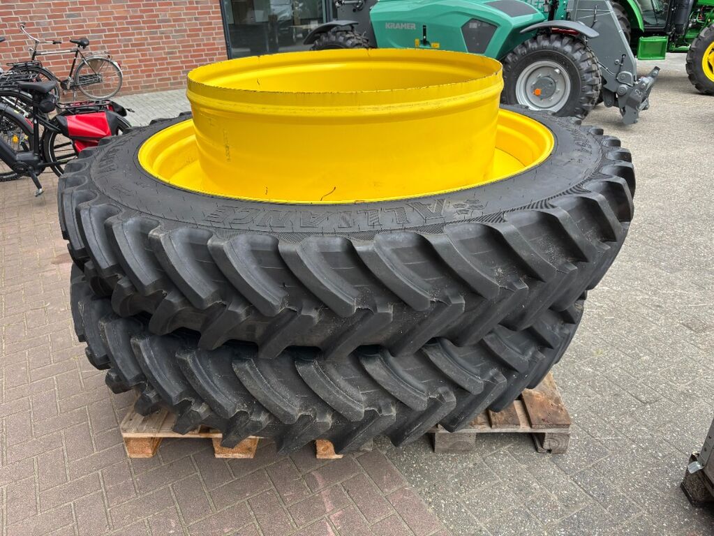 Alliance Zwillingsbereifung 320/90 R54 3