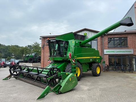John Deere T560