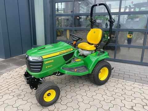 John Deere X940