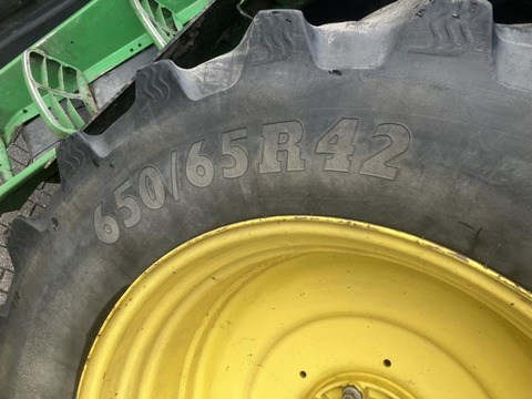 John Deere 7530