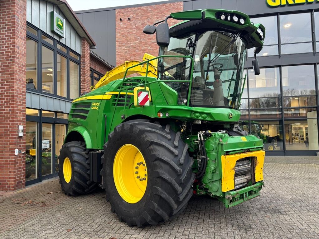 John Deere 8400i ProDrive 40 km/h  3