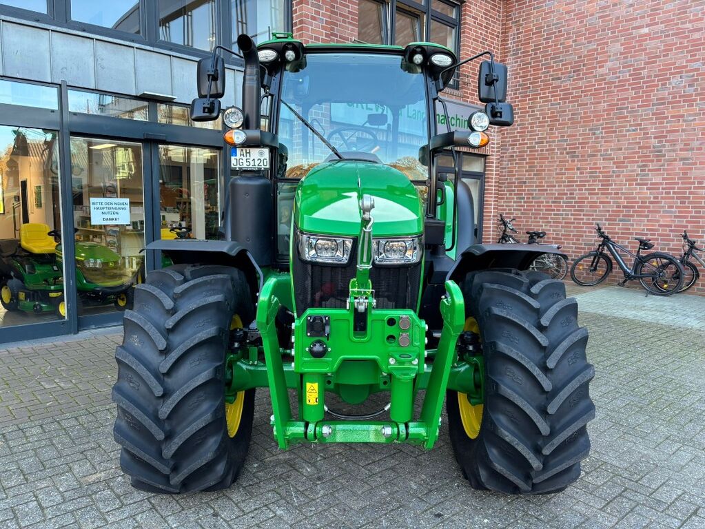John Deere 5120M 2