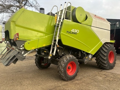 Claas Tucano 430 3