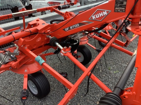 <strong>Kuhn GF8700</strong><br />