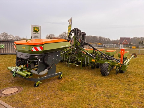 Precea 6000-2FCC , mit Amazone Fronttank 1600,
