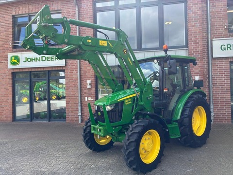John Deere 5075E