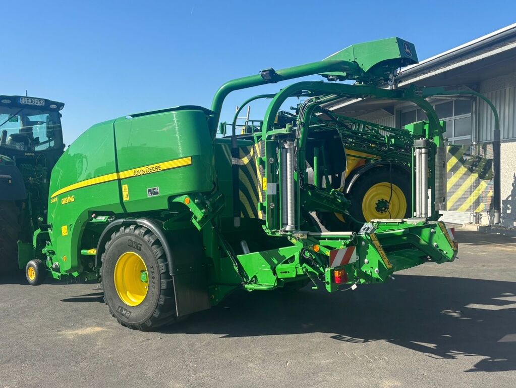 John Deere C 441R mit Folienbindung 3