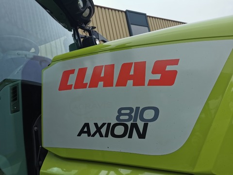 CLAAS Axion 810 CMATIC;