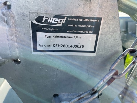 Fliegl Kehrmaschine 2,8m  3