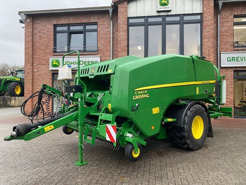 John Deere C441R