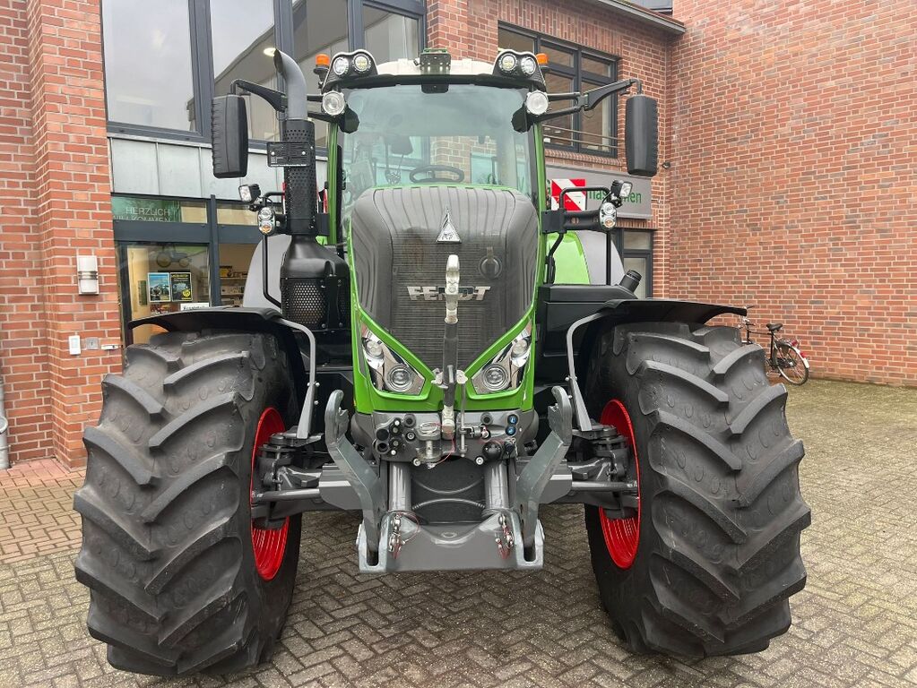 Fendt 828 Vario Profi Plus 2
