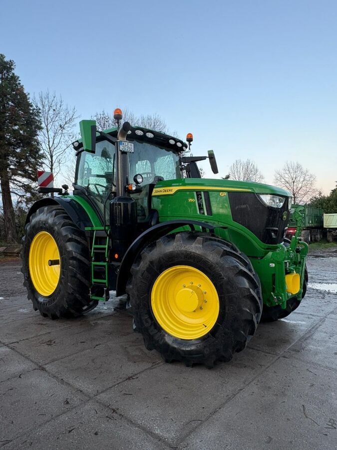 John Deere 6R250 *Garantieverlängerung*  3