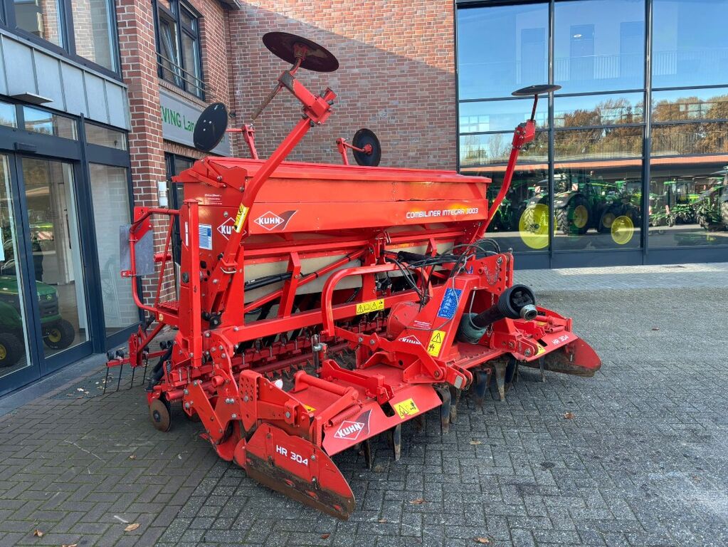Kuhn HR 304 + Integra 3003 3